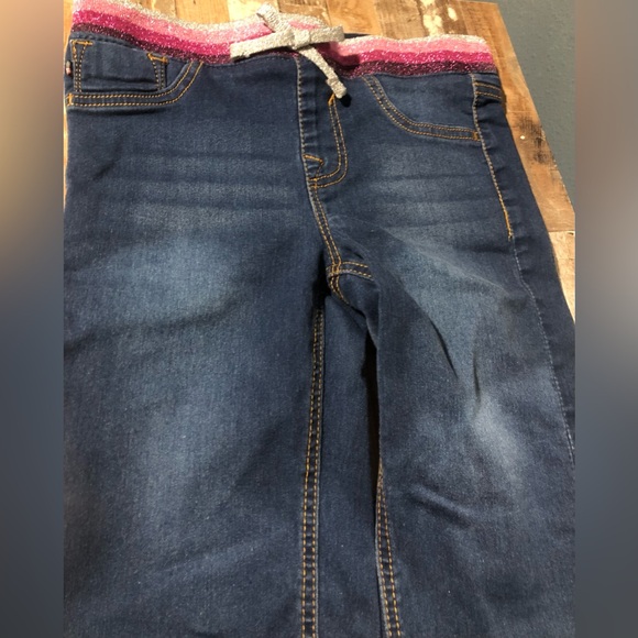 Vigoss Girls Bermuda Shorts With Stretchy Waistband Size 9/10 - Picture 2 of 8